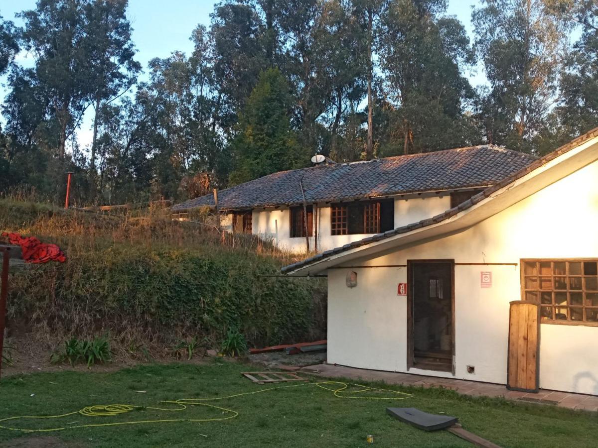 Quinta Los Eucaliptos Villa Quito Exterior photo