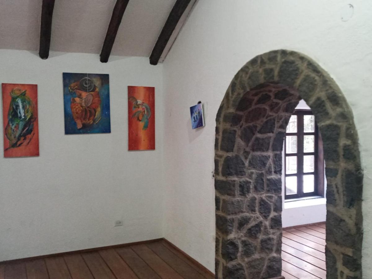 Quinta Los Eucaliptos Villa Quito Exterior photo